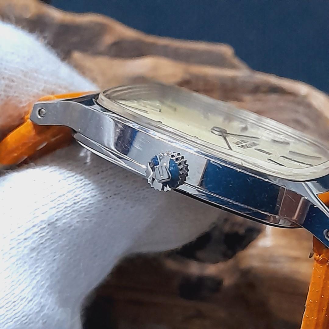 Universal new arrivals geneve crown