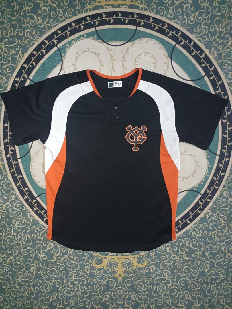 Yomiuri Giants Jersey, Men's Fashion, Activewear on Carousell