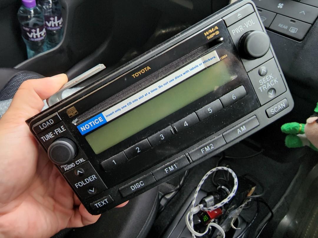 豐田toyota 原裝車機 有cd Mp3 收音機實物如圖 150荃灣交收 汽車配件 電子配件 Carousell