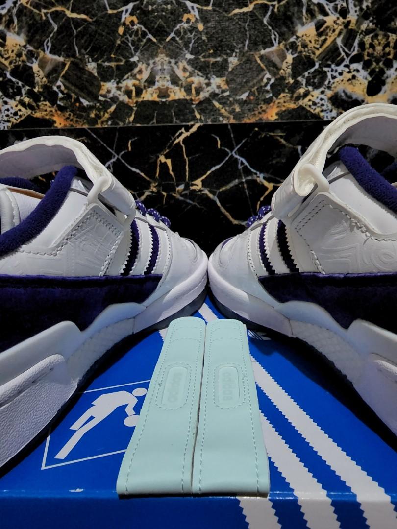 Adidas Forum Low Donovan Mitchell, Men's Fashion, Footwear, Sneakers on  Carousell