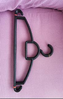All black hangers (total 35pcs) - Do read description before chatting