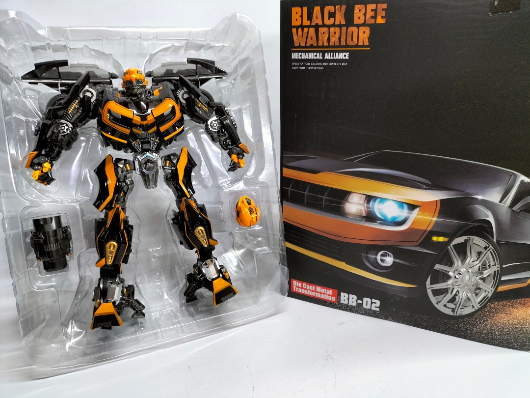 Black bumblebee transformer toy 2025