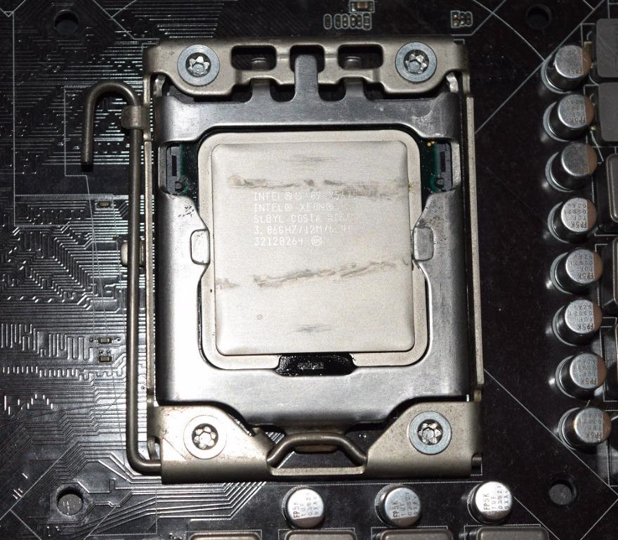 Asus sabertooth on sale x58 lga 1366
