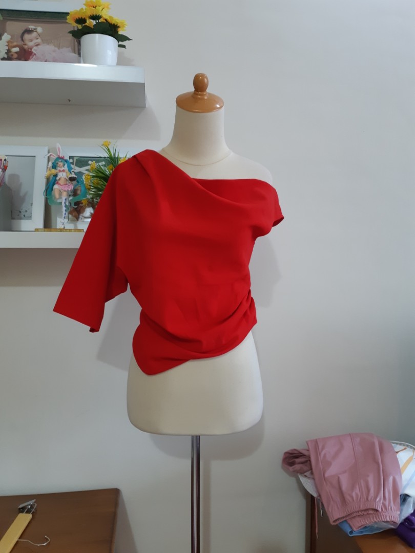 Atasan blouse zara red asimetris 