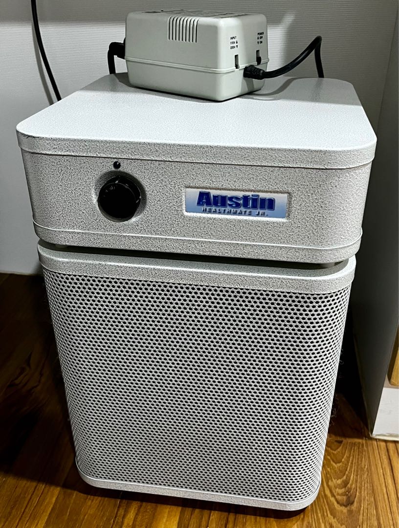 Austin Healthmate Jr Medical Grade Airpurifier TV Home