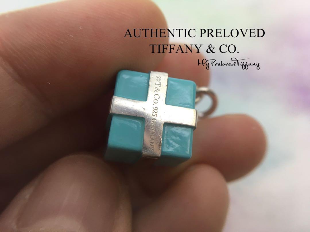 Tiffany gift store box charm