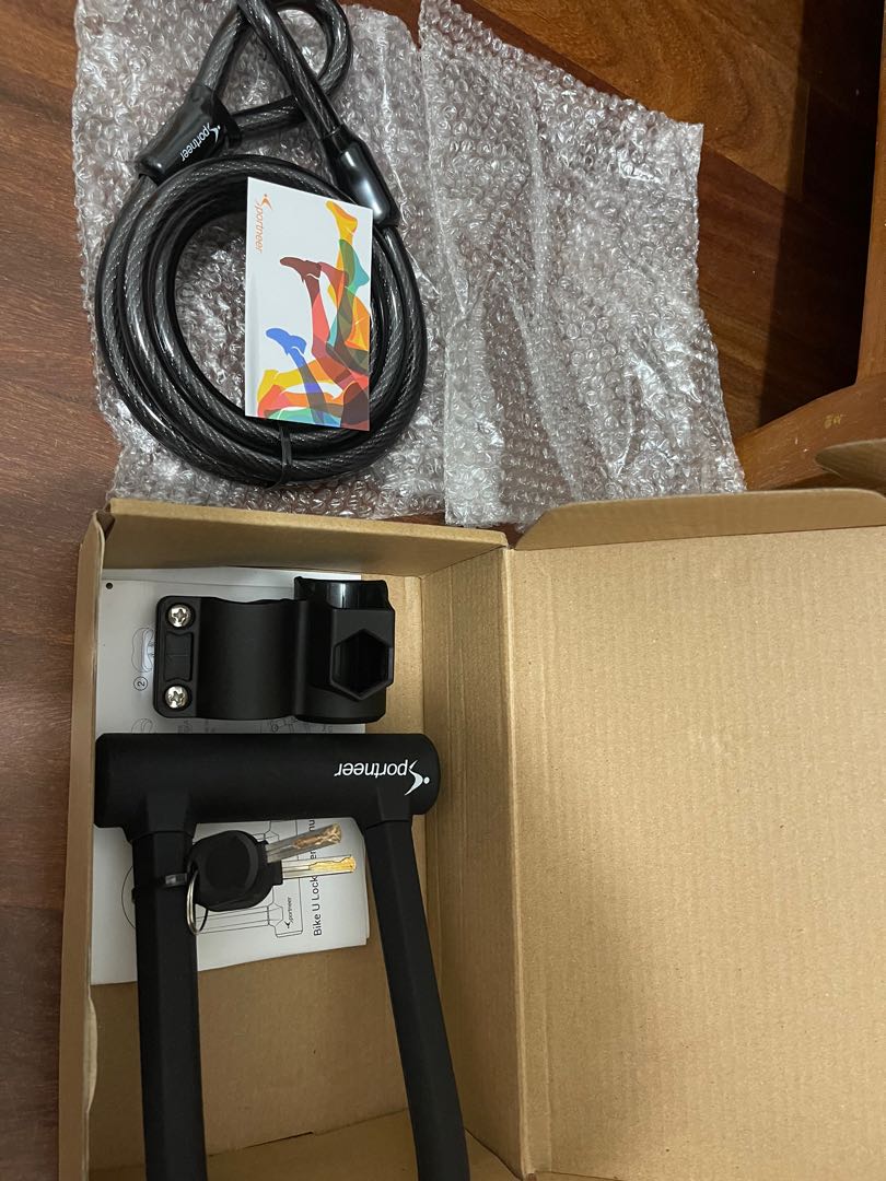 Bike lock set, Everything Else on Carousell