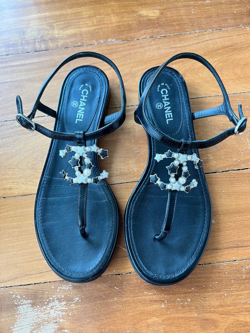 Chanel black thong sandals cheap cc logo