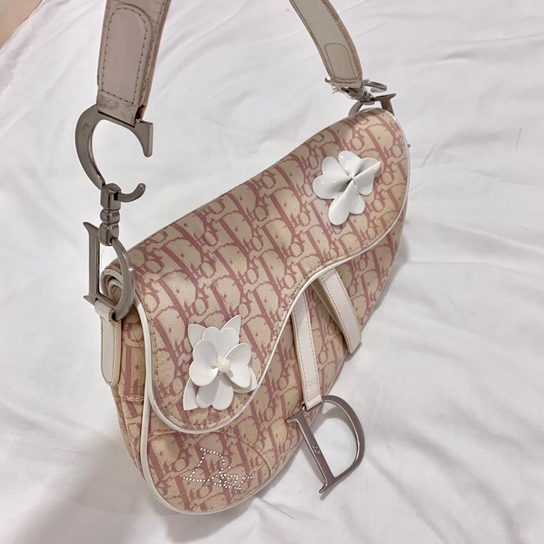Dior girly saddle discount bag