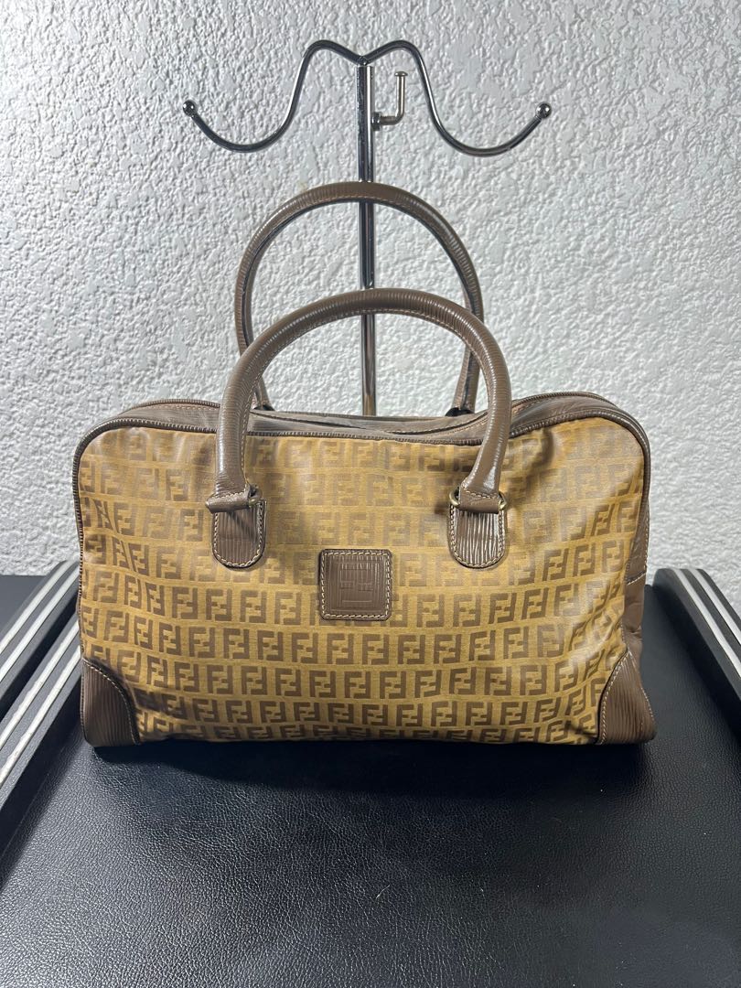 Vintage fendi doctor bag 2025