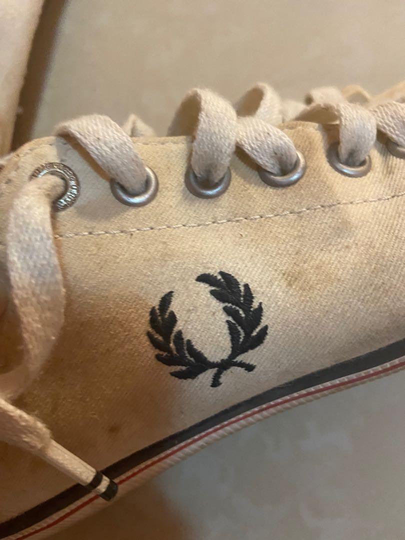 FRED PERRY white canvas shoes 