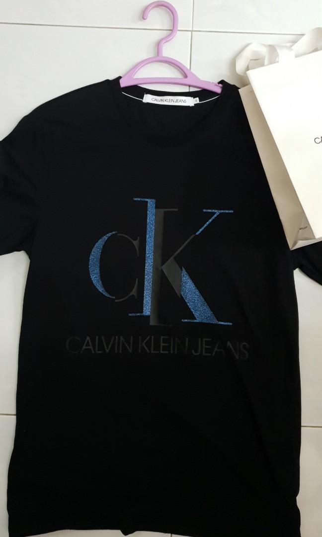 Free Shipping) Calvin Klein Jeans Men T-Shirt, Men's Fashion, Tops & Sets,  Tshirts & Polo Shirts on Carousell