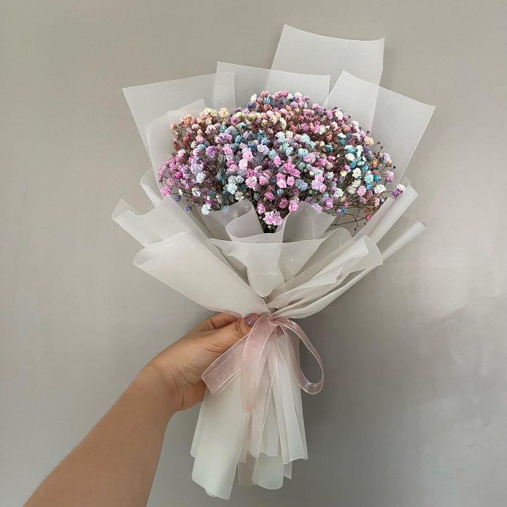 How to wrap your Mother's Day flowers in craft paper!