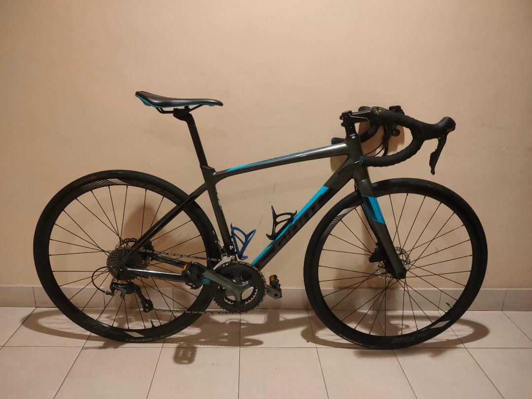 Giant Contend 2 SL disc road bike