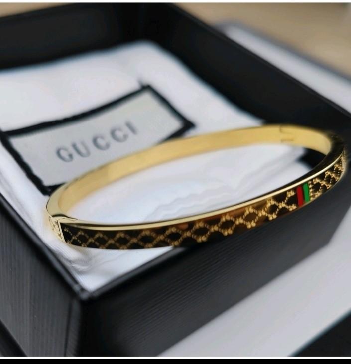 gucci bangle womens