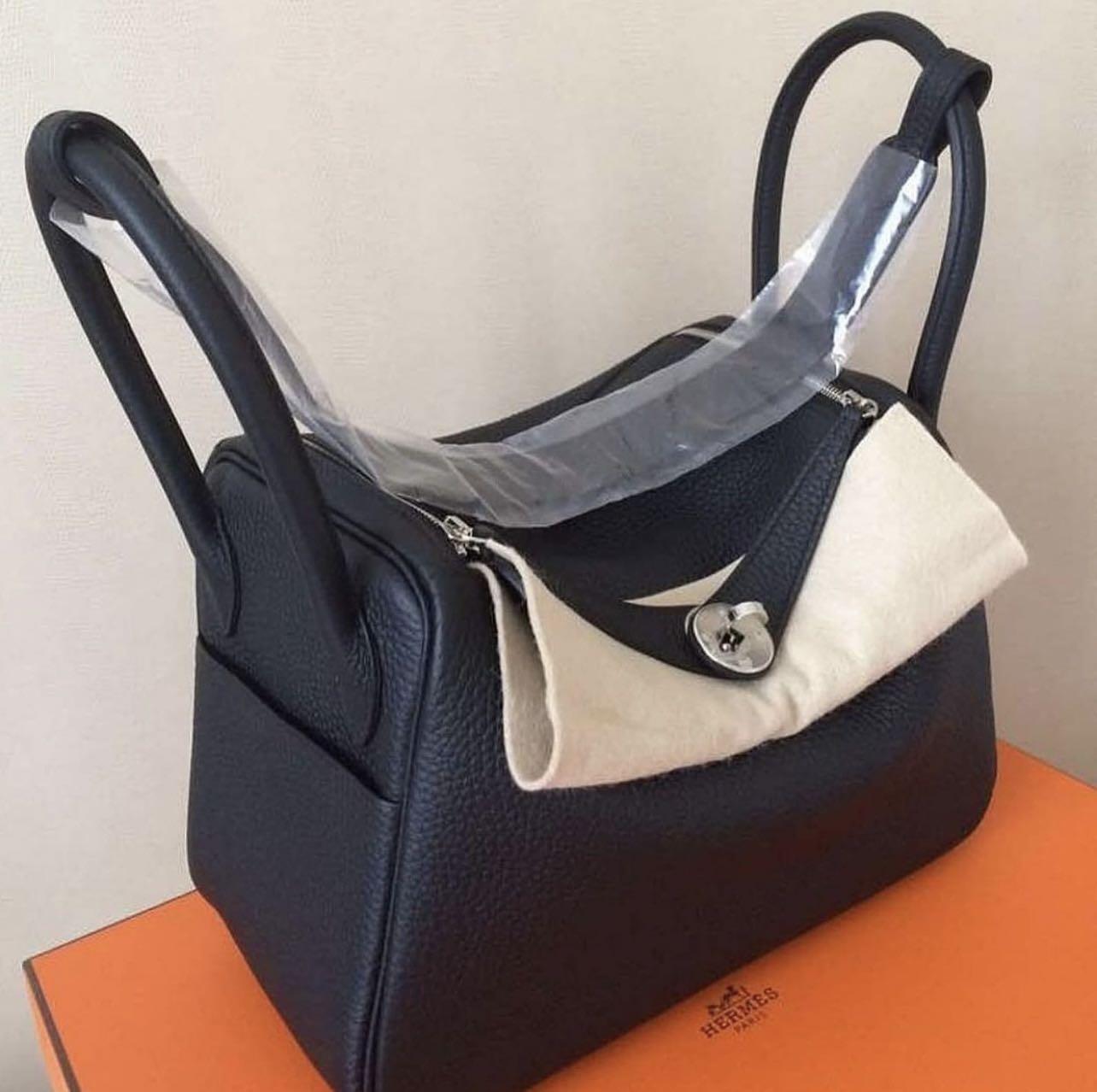 Hermes Lindy 26 Black PHW, Luxury, Bags & Wallets on Carousell