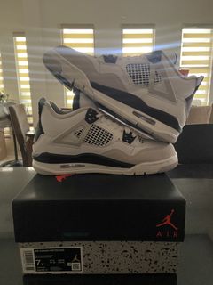 (Category: ) located in . Submitted by sneaker_cop (Listing ID 1163530872, Image 1). Description: .