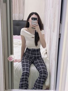 (Category: ) located in . Submitted by IUfangirl (Listing ID 1163506794, Image 1). Description: .