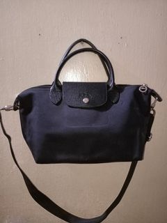 (Category: ) located in . Submitted by LoveBags (Listing ID 1163521116, Image 1). Description: .