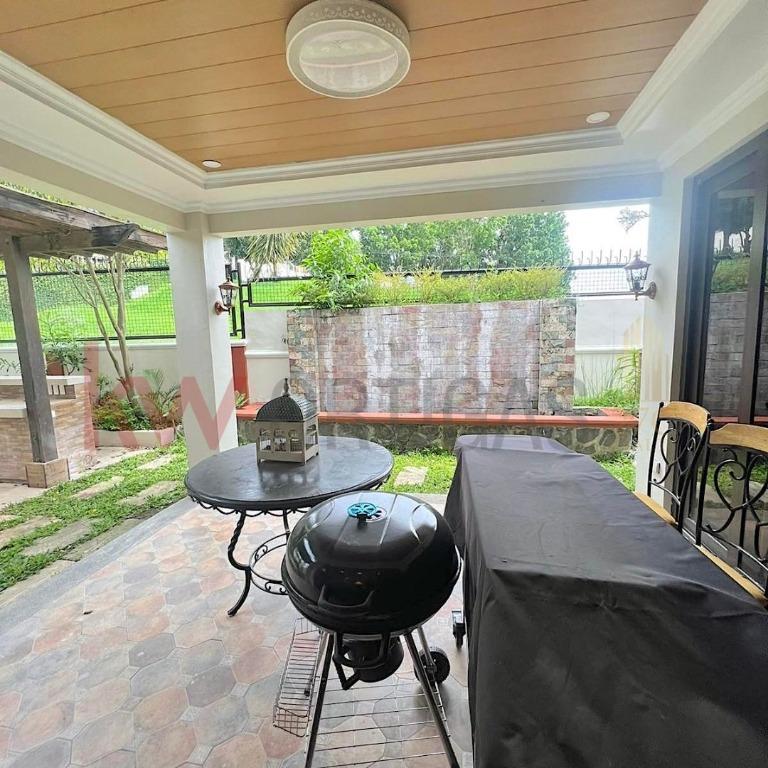 Luxurious House for Sale in Manila Southwoods, Carmona, Cavite