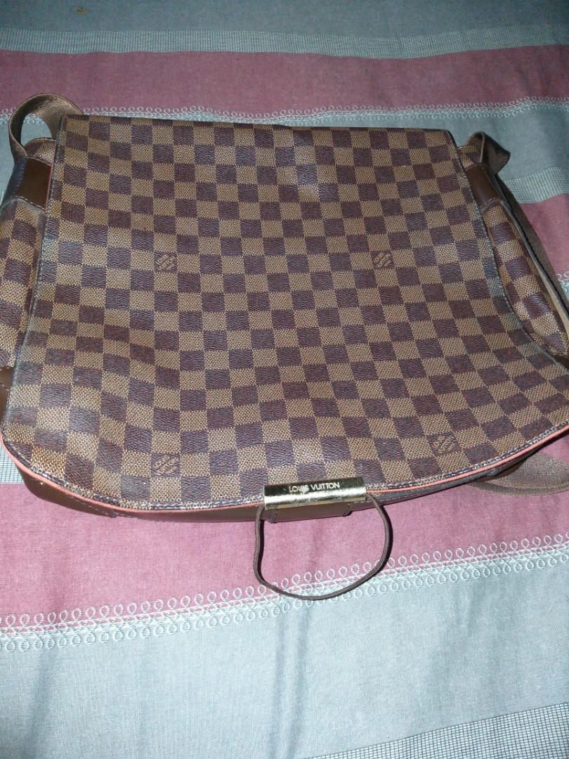 Louis Vuitton Original Tas selempang pria super keren Code F00199, Fesyen  Pria, Tas & Dompet , Tas Selempang di Carousell