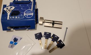 （分類：）位於 。 由 marco1006 提交（商品編號 1163634103，圖片 1）。簡介： 。