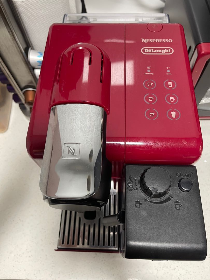 Nespresso Lattissima Touch Red, TV 
