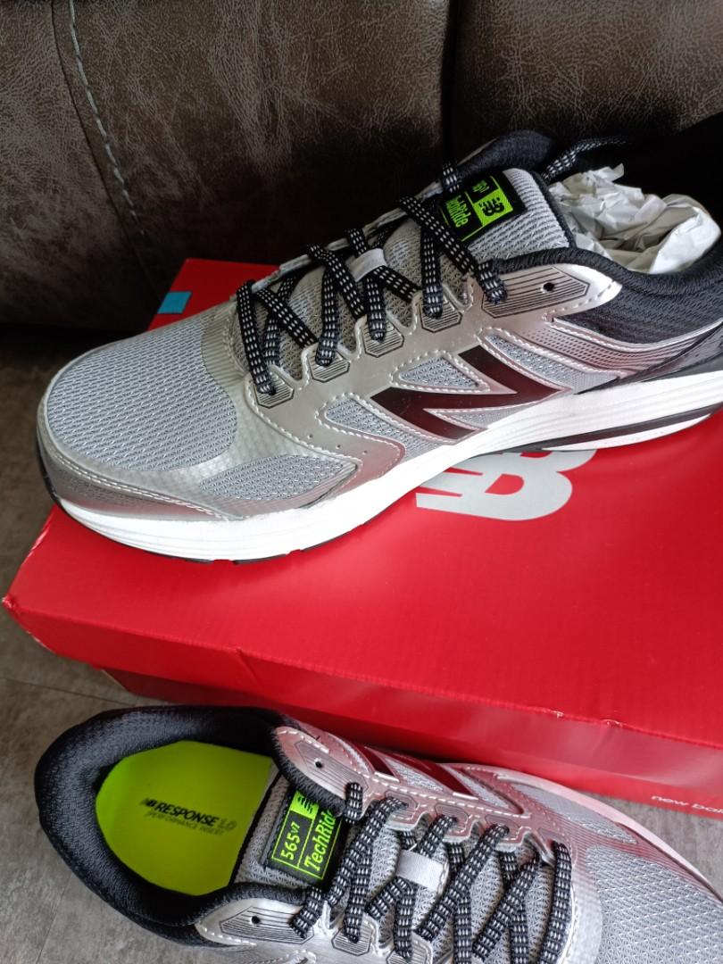 New Balance Running Shoe, Men's Fashion, Footwear, Sneakers on Carousell