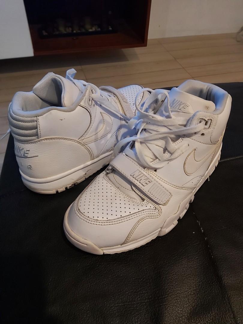 Nike air trainer blanche hotsell