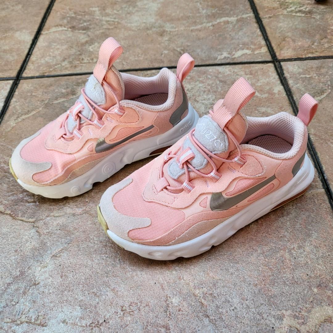 Nike hotsell 9c size