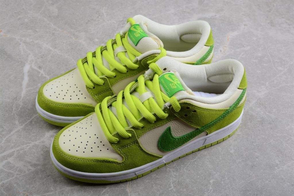 Nike 300 euro clearance