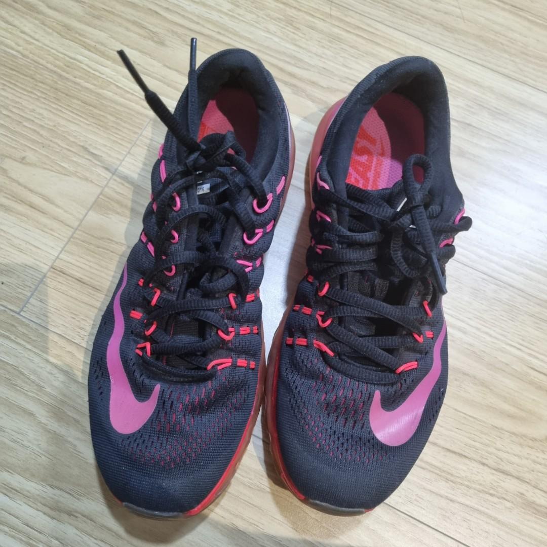 Nike Women s Air Max 2016