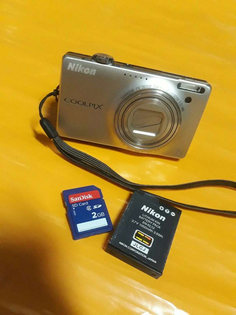 Nikon COOLPIX S6000 - デジタルカメラ