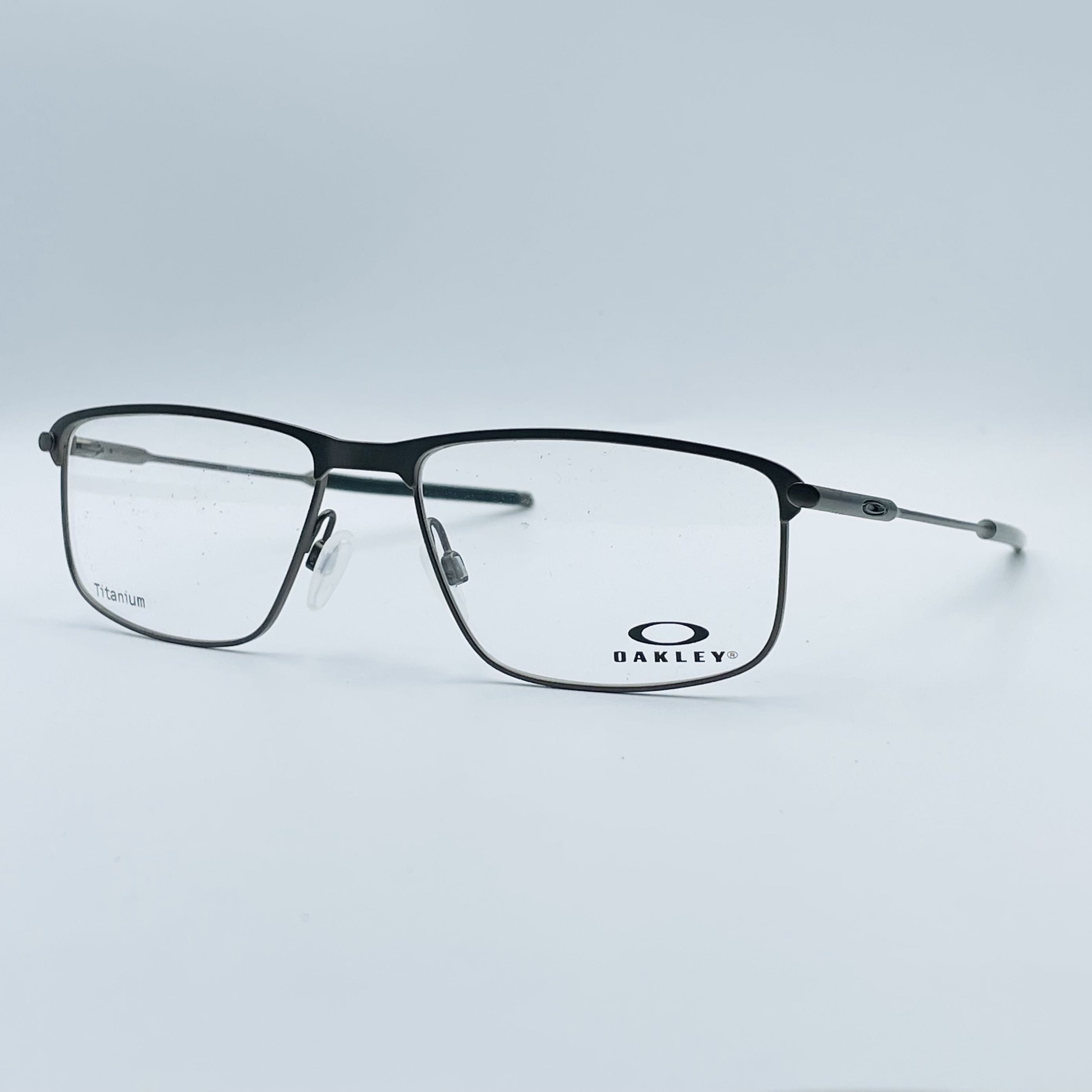Oakley deals pewter titanium
