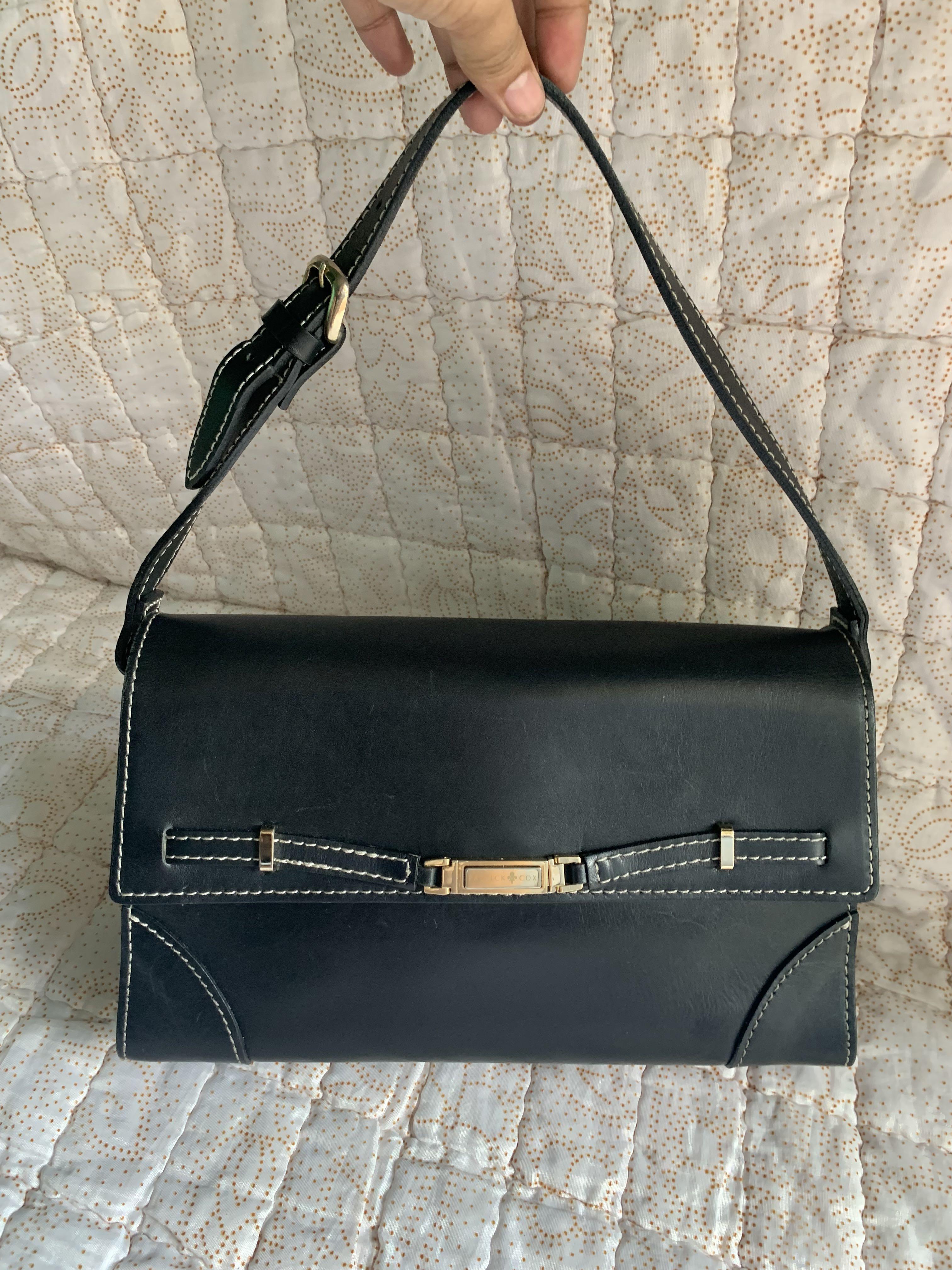 Patrick Cox Baguette/ Kili Bag (Category: Luxury Bags & Wallets) located in Talisay. Submitted by retrobags (Listing ID 1163509867, Image 1). Description: In very good condition. No flaws. Made of genuine leather. Ganda at tibay po in personal ng bag..