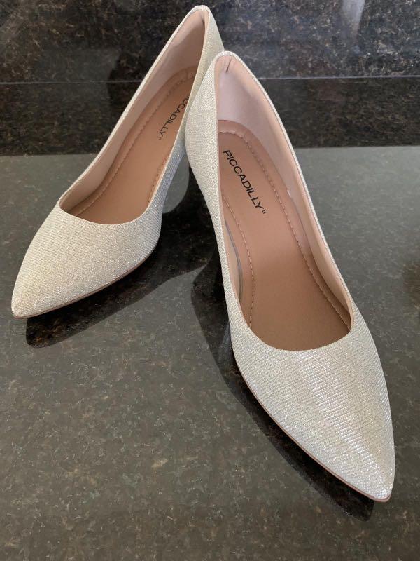 Piccadilly heels size 7 good as new (Category: Heels) located in Caloocan City. Submitted by jwtechcomputermarketing (Listing ID 1163610830, Image 1). Description: For sale - used once - size 8 - no issues - with receipt - bought Jan. 2020 - srp 2,999 - made in brazil Rfs: decluttering 🏦mode of payment: bdo, bpi, metrobank, gcash 🚚 delivery via lalamove grab etc. c/o buyer Thank you and Godbless! 😊 .