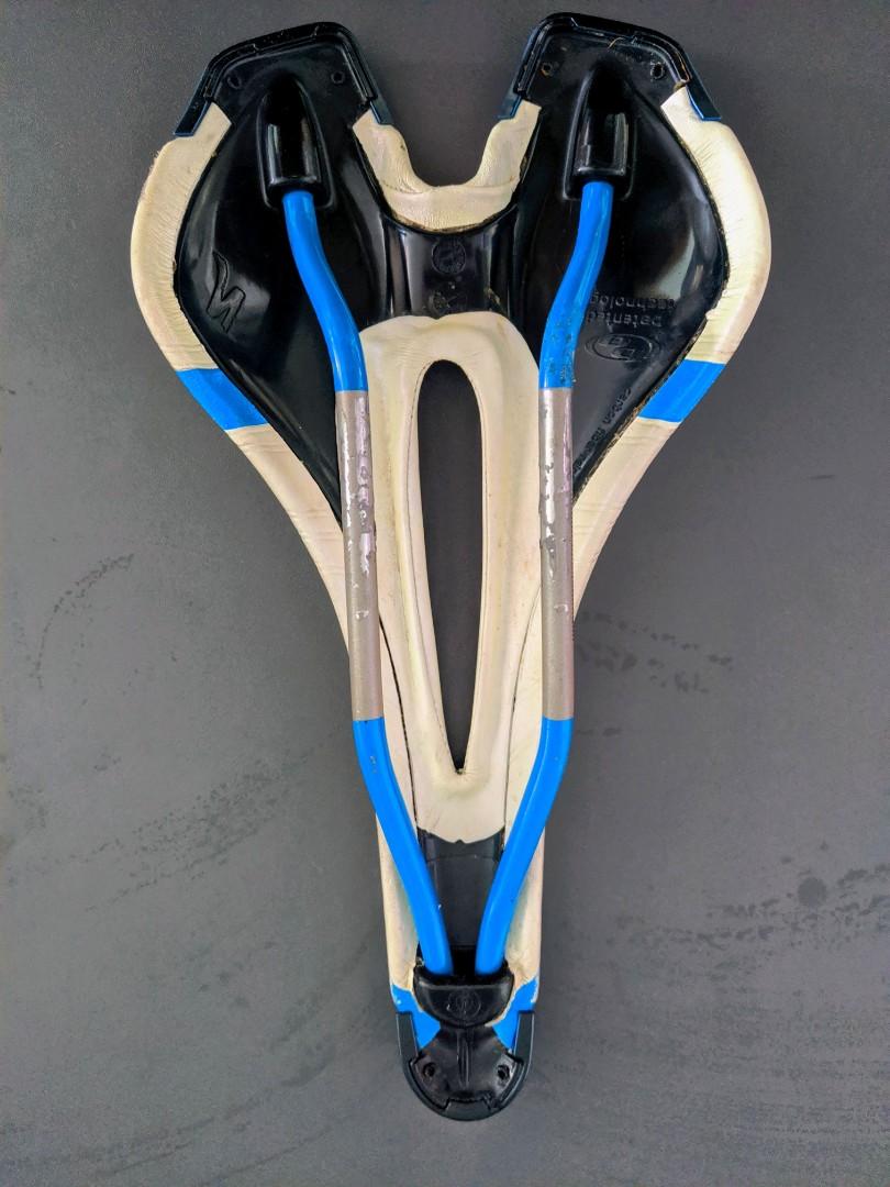 Specialized Toupe Team Saddle Titanium Rails (Category: Parts & Accessories) located in Singapore. Submitted by dat_evo_guy (Listing ID 1163564923, Image 2). Description: Width: 143mm Rare colour, with carbon-reinforced shell & hollow titanium rails. Very light weight at just 173 grams & comfortable to ride with. Specialized's Toupe Team, a minimalist saddle with an awesome fit and feel. Its ultra-light foam, carbon-reinforced shell and hollow ti