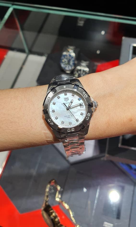 Tag heuer on sale aquaracer women's 32mm
