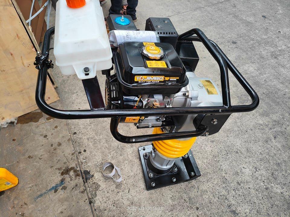 TAMPING RAMMER (Category: Construction Tools & Equipment) located in Caloocan City. Submitted by 09150361920ronvillaflor (Listing ID 1163550720, Image 2). Description: Tamping Rammer Electric & petrol Model no. TST-TRET01 type: Electric type Rated power: 3Kw Impact force: 13Kn Leap Height: 45-75MM Speed: Min Plate Size: 300*280MM Weight 85KG Price: 30,000 Model no. TST-TRPT02 Engine: Yojimbo 7HP 4Stroke Type: Petrol Type Rated power: 5.5-6.5 HP I