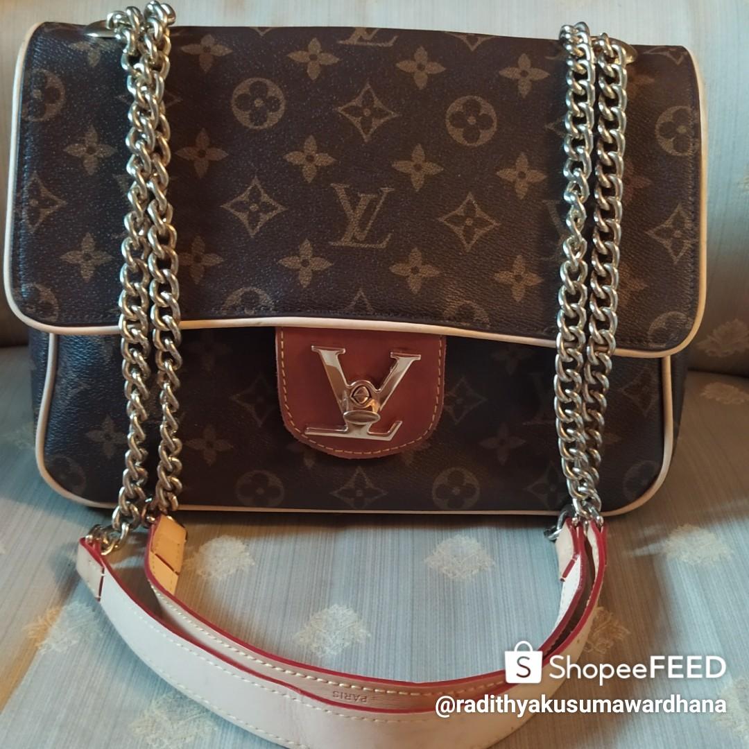 Tas selempang LV cowok ori, Barang Mewah, Tas & Dompet di Carousell