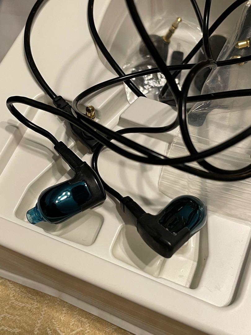 名器！ultimate Ears TripleFi 10 10pro - イヤフォン