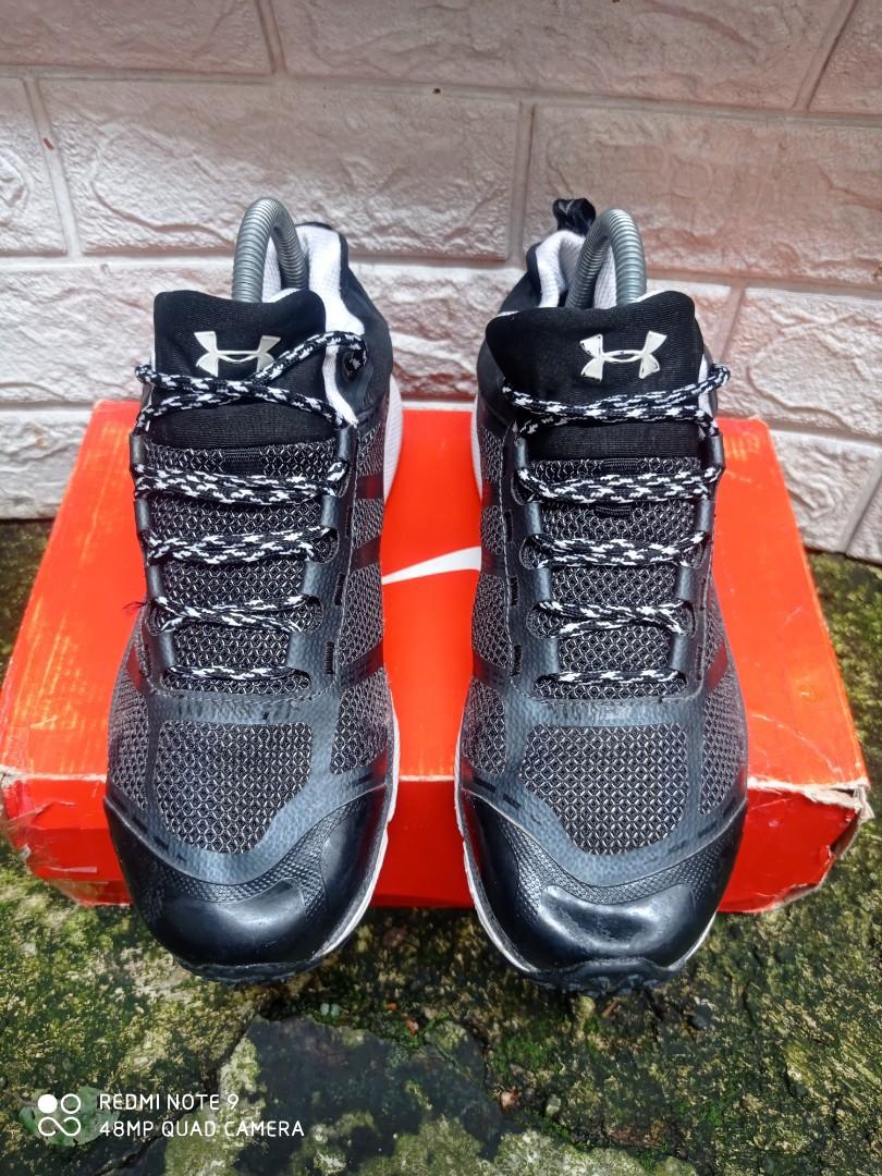 UNDER ARMOUR VERGE LOW GTX Fesyen Pria Sepatu Sneakers di