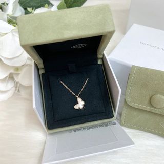 (Category: ) located in . Submitted by brands_lover (Listing ID 1163615388, Image 1). Description: .