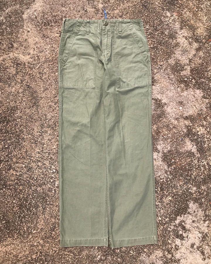 Vintage Levi's Fatigue Pants Green, Fesyen Pria, Pakaian , Bawahan di  Carousell