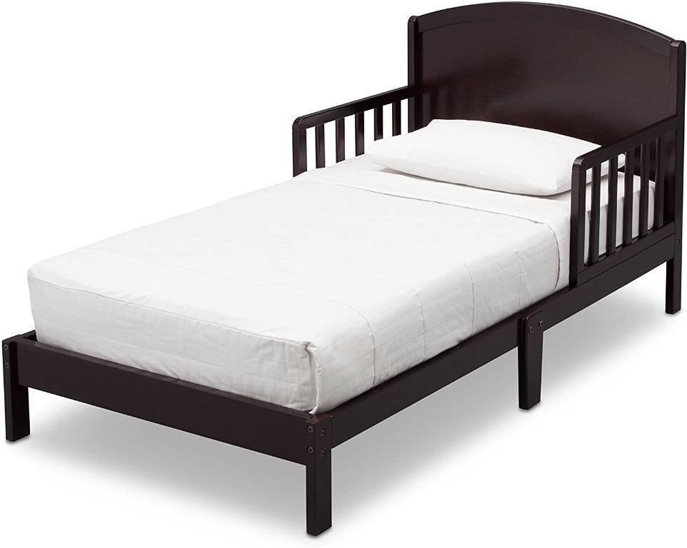 YBR chk Delta Children Abby Toddler Kids Child Wooden Wood Bed