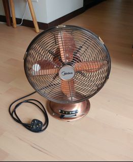 （分類：）位於 。 由 kammy1234 提交（商品編號 1163705789，圖片 1）。簡介： 。