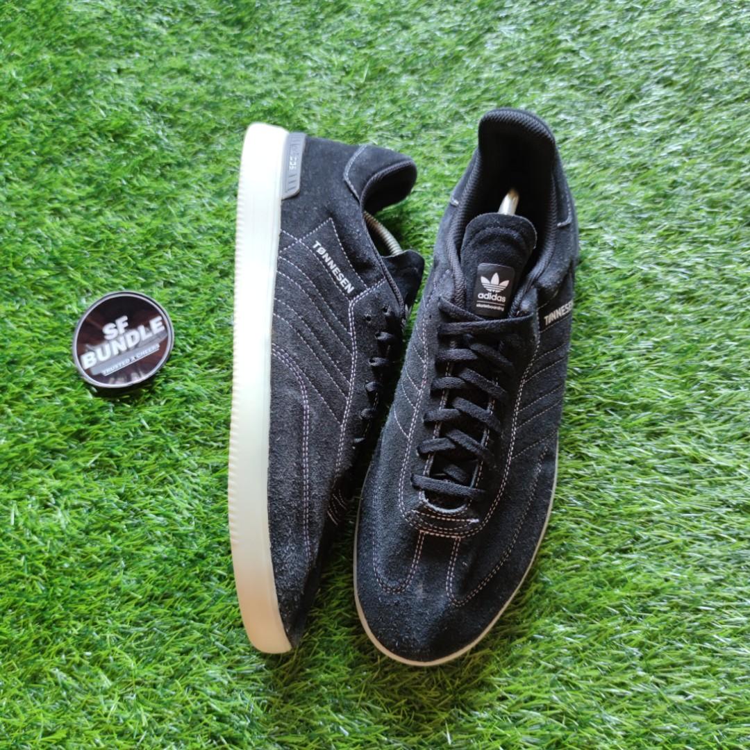 Adidas tonnesen outlet