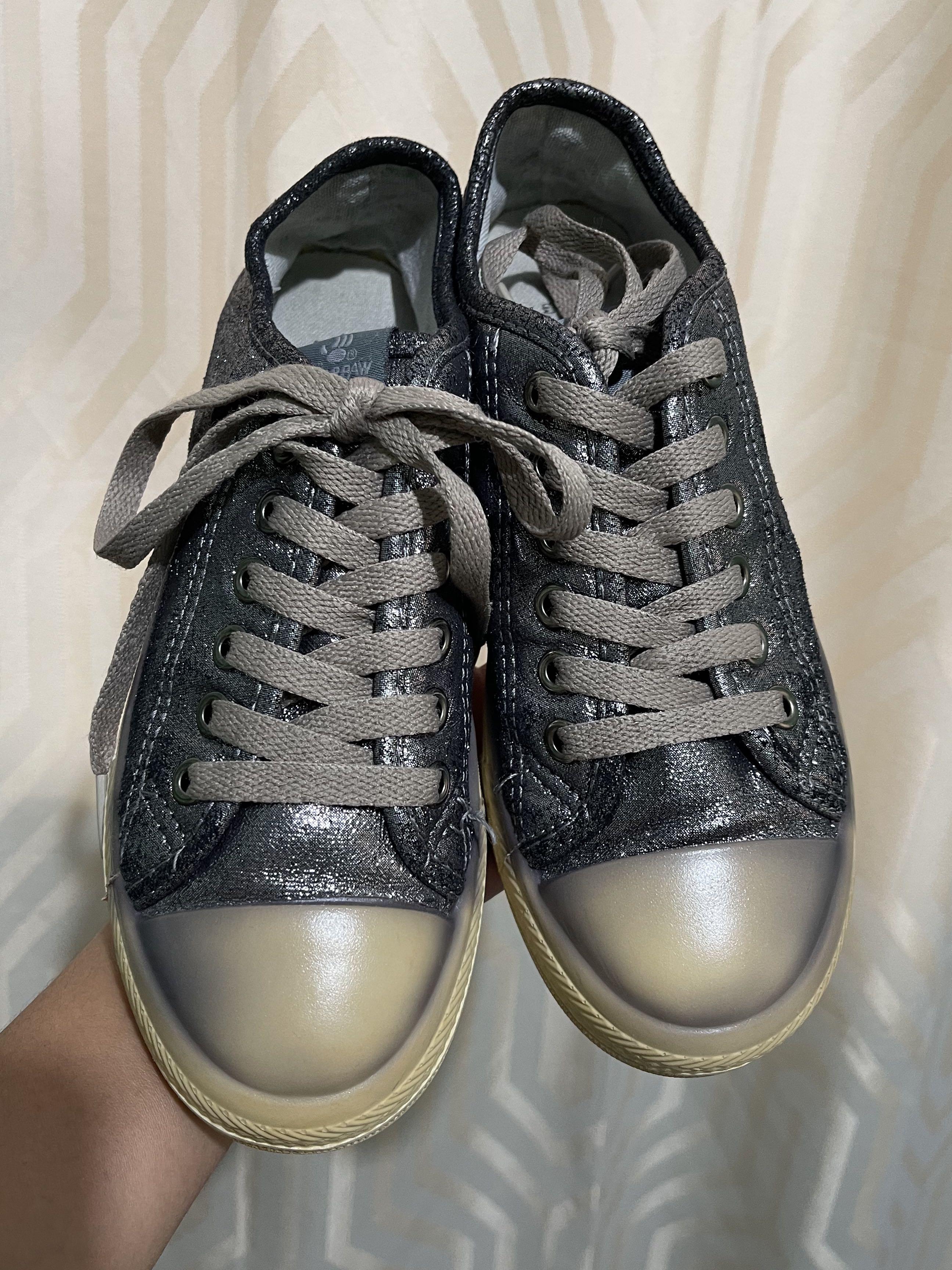 Bearpaw sneakers top