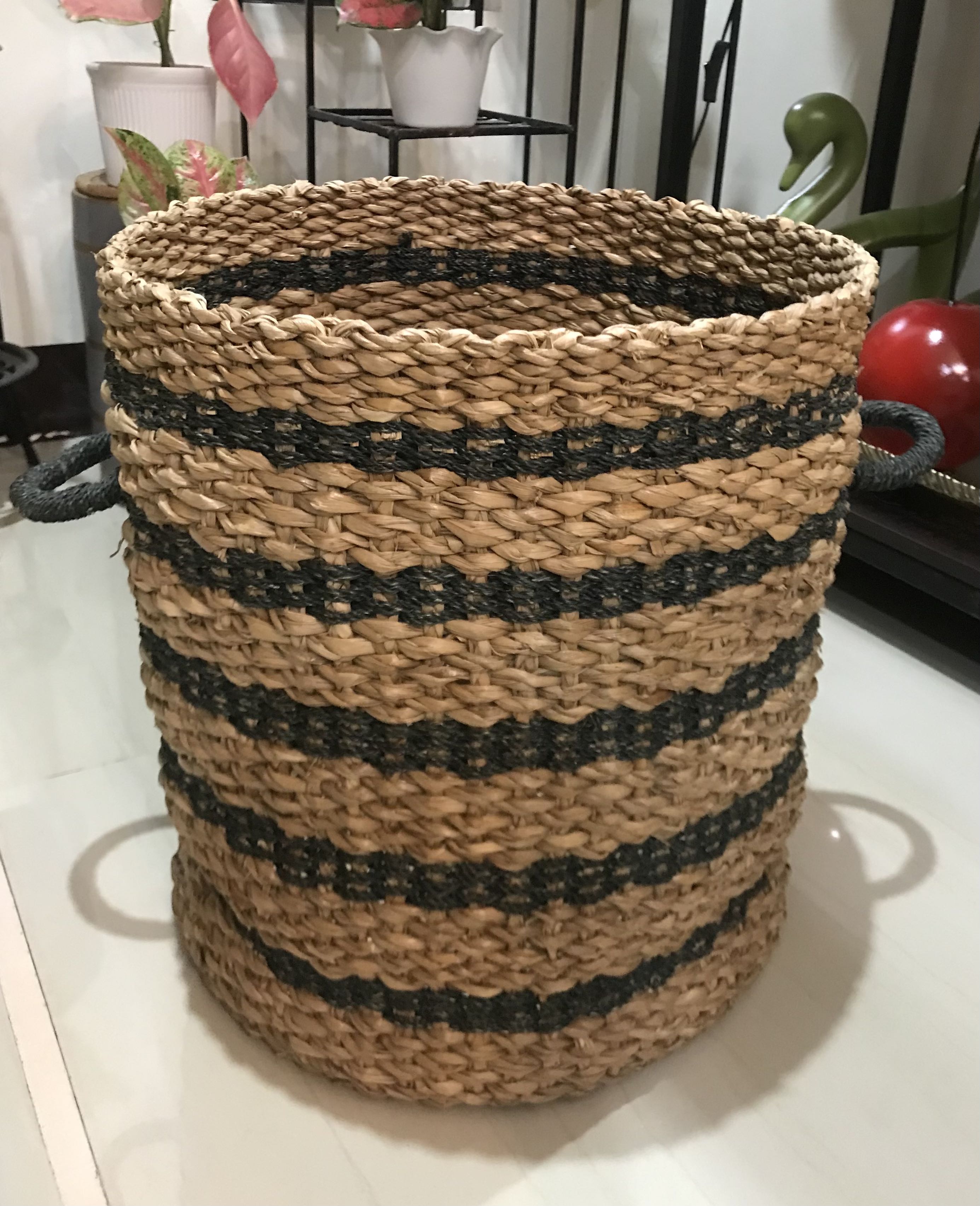 Big Basket made of Abaca/Seagrass, Furniture & Home Living, Home