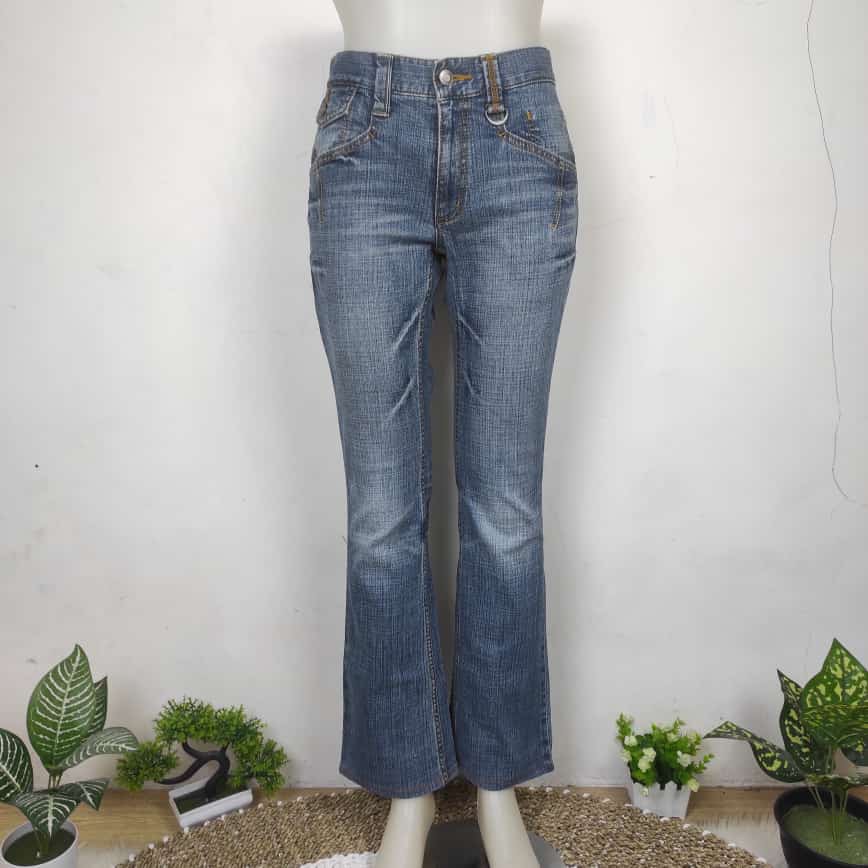 Boot cut jeans stretch, Fesyen Wanita 